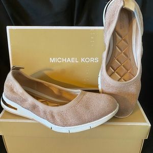 MK Rose Gold almost New Good Condition